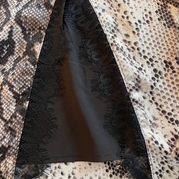 SEN snake print with lace detail slip skirt - Picture 5 of 5
